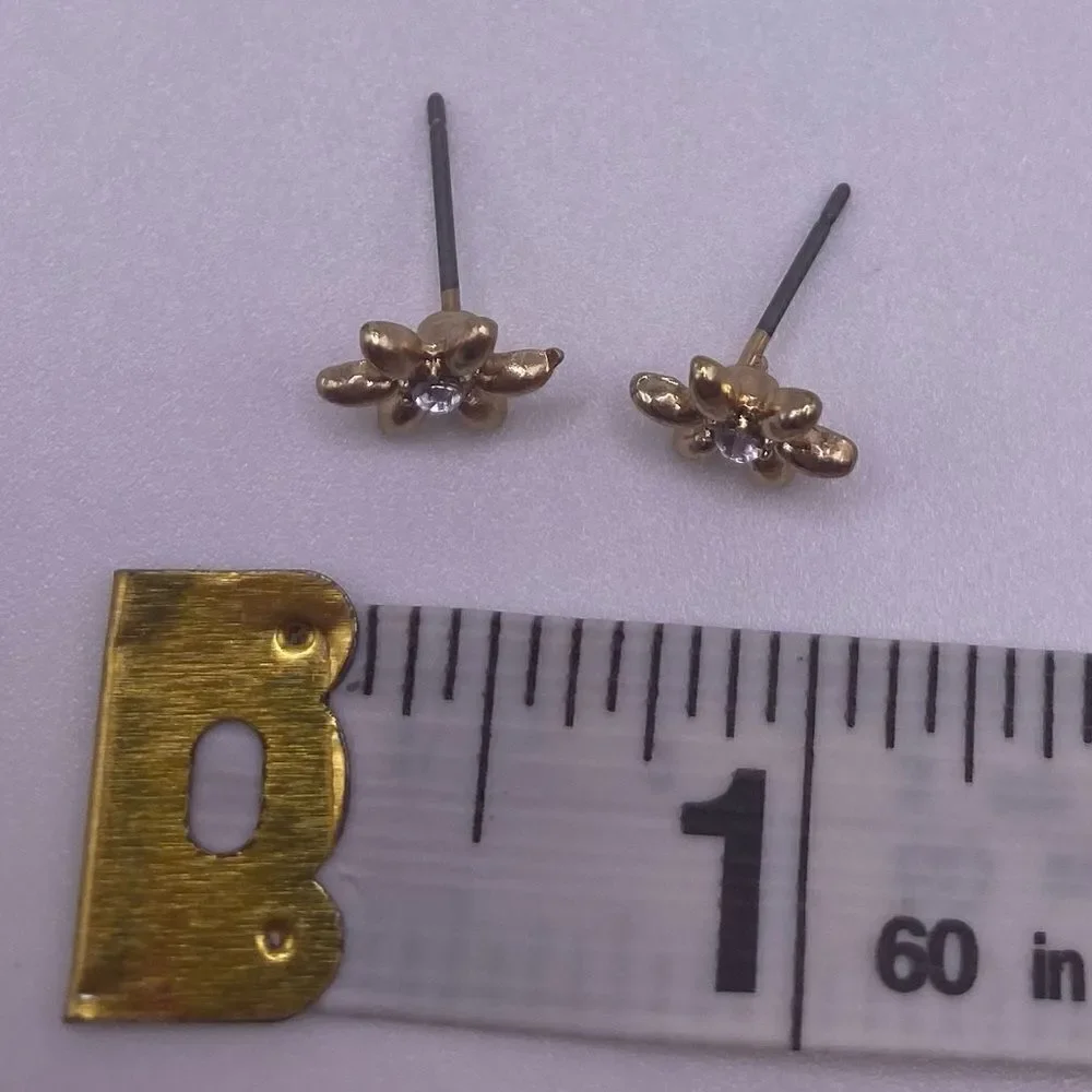 4/$20 Tiny Flower Earrings
